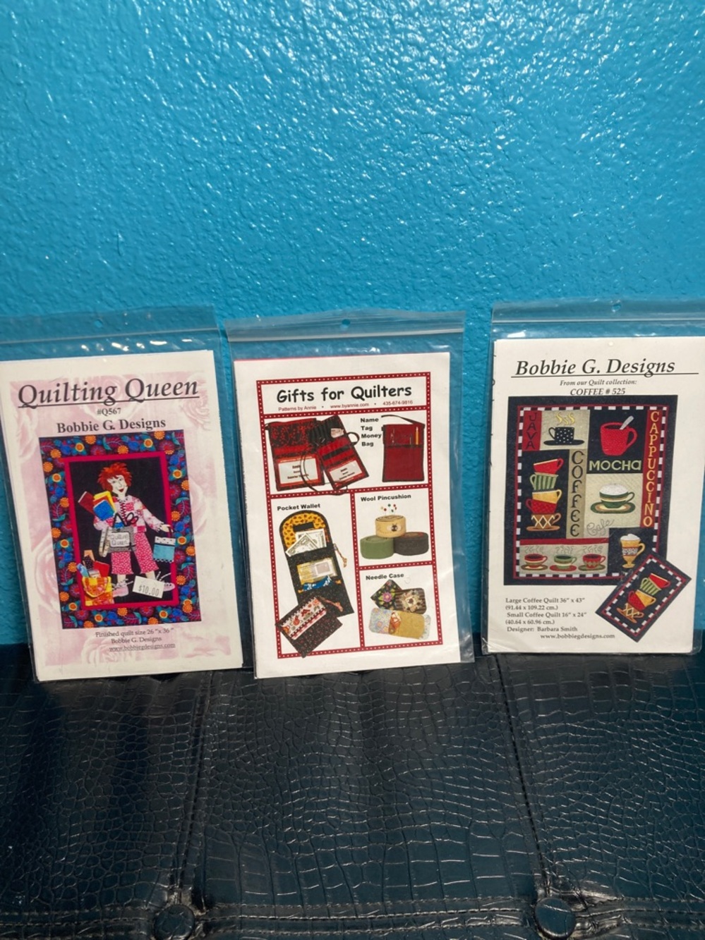 3 Quilt Gift Patterns: Quilting Queen, Gifts‎ for Quilters, and Coffee #525